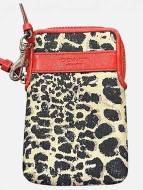Coach Vintage Y2K Wristlet